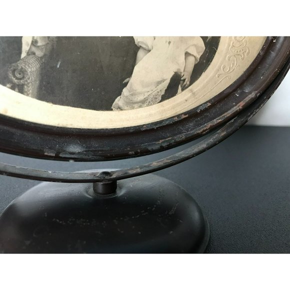 Antique Nathan M Stone Chicago Oval Metal Frame Family Photo Baby & Girl - Picture 3 of 11